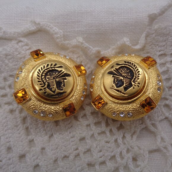 Vintage 80's Signed CRAFT Gold Tone Amber Rhinestone ROMAN SOLDIER Clip EARRINGS - Picture 1 of 5